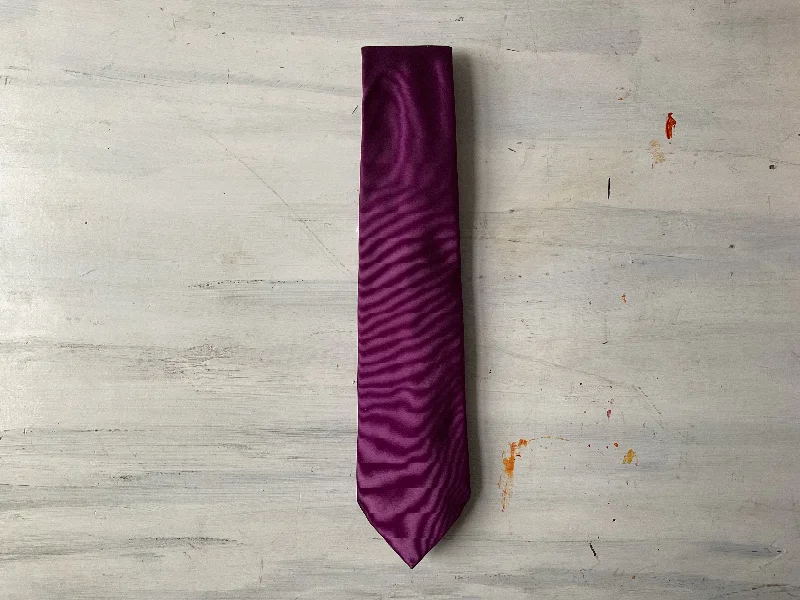 affordable silk ties for wedding parties-Drake’s London tie