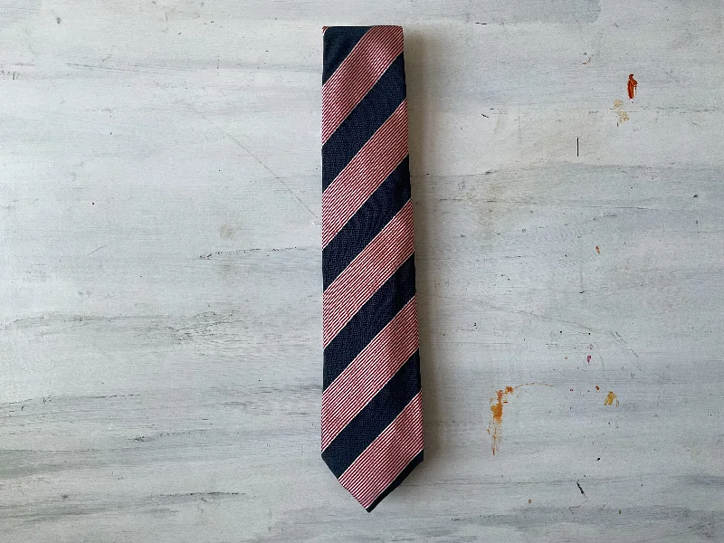 elegant silk necktie ideas for professional events-Drakes London tie